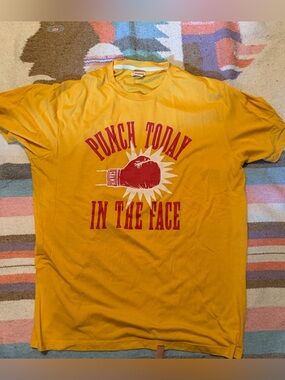 Punch You in the Face Tee Homage Size XL T-shirt